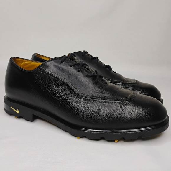 old nike golf shoes
